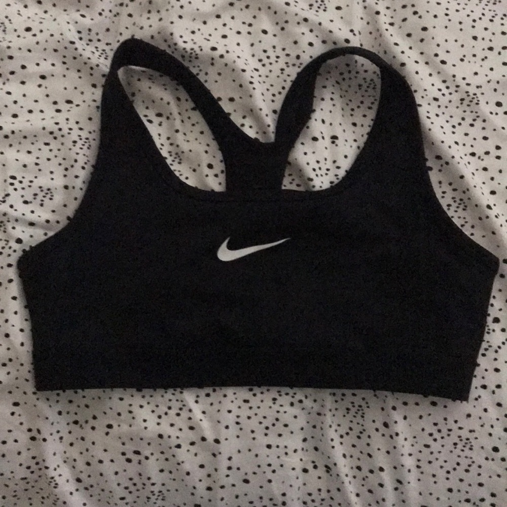 Nike girls sports bra